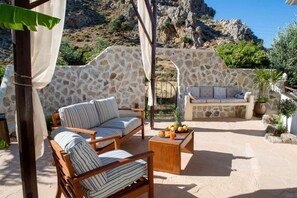 Apartment | 3 bedrooms, Internet - Atlantic Cave Haven-seaside Fully Equipped (Rhodes)