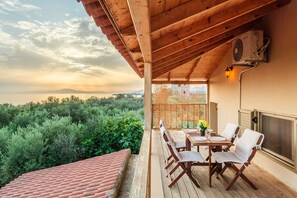 Apartment | Desk, Internet - Selinitsa Stone Studio - Mani Seaview Retreat (West Mani)