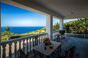 Hus - ryger | 2 soveværelser, internet