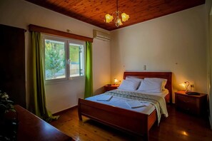 2 bedrooms, Internet - Keri Me Away - Argo s Pure Poolside Bliss (Zakynthos)