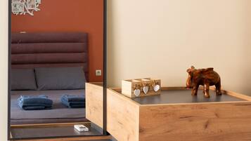 2 bedrooms, Internet