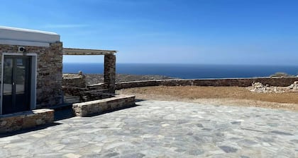 Rustic Stone House in the Heart of Folegandros