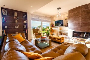 Villa | 4 bedrooms, desk, Internet - Sunset Paradise - Verga s Ultimate Seaview Getaway (Kalamata)