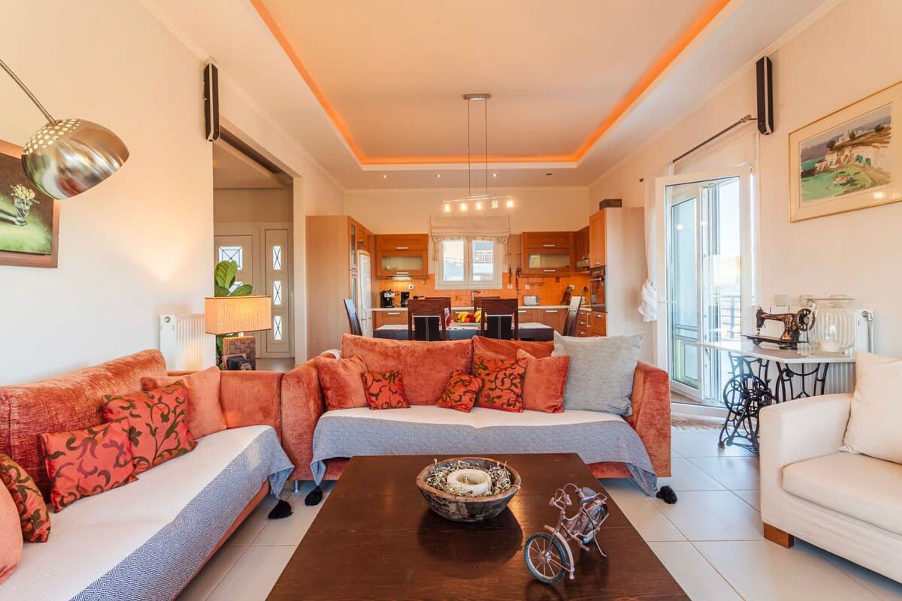 House | 4 bedrooms, high-speed internet