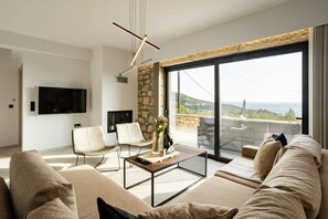 House | Internet