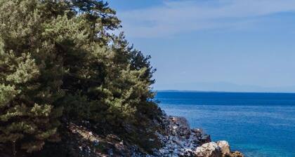 Kyma Seaside Retreat-bespoke Luxury Home