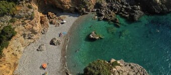 Stoupa Oasis - Spitiko Garden Getaway