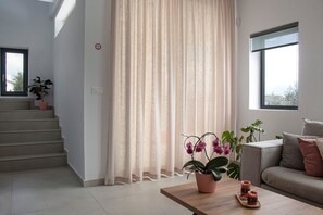 2 bedrooms, Internet - Rose Cozy Getaway - 3 Pearls Pool Retreat (Platanias)