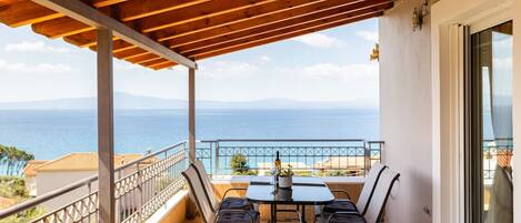 Apartment | 3 bedrooms, desk, Internet