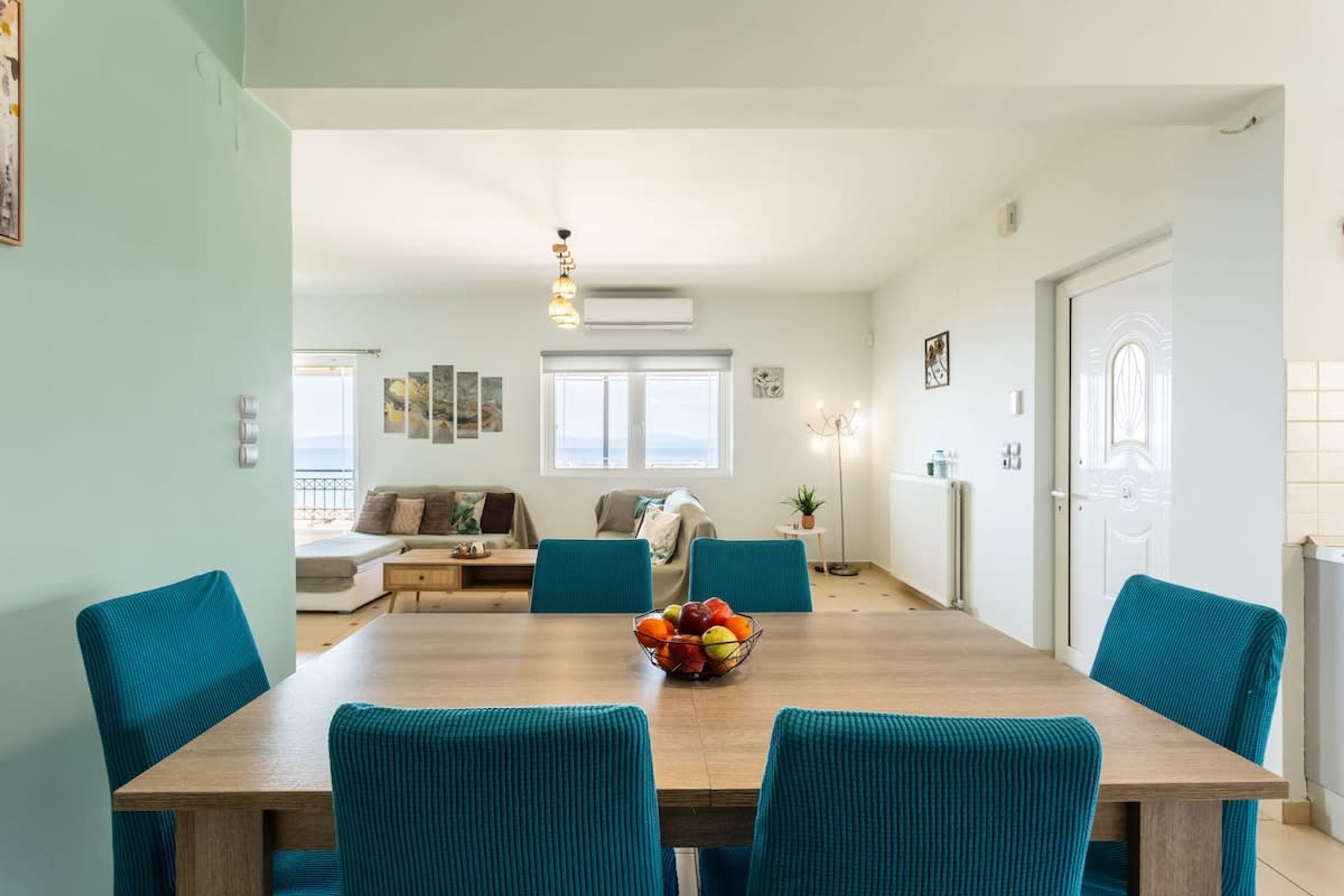 Apartment | 3 bedrooms, desk, Internet