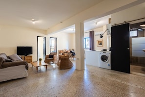 Apartment | 2 bedrooms, Internet - Acropolis Zen A Chic Home in the Center of It All (Athens)