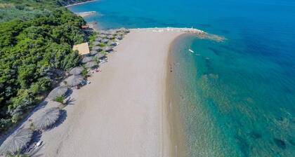 Armonia by the Sea - Majestic Seaside Retreat