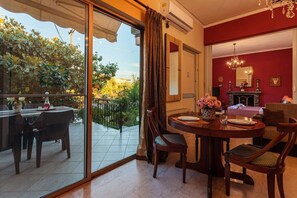 House | 1 bedroom, Internet - Stylish Seaside Home - Fully Equipped big Terrace (Kalamata)