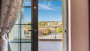 Apartment | 1 bedroom, soundproofing, Internet