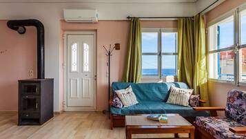 House | 2 bedrooms, Internet