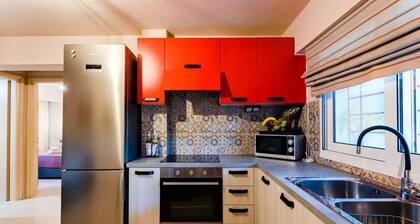 Urban Living Minicasa Nomad - Kalamata s Hideaway