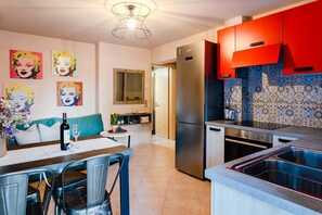 House - Urban Living Minicasa Nomad - Kalamata s Hideaway (Kalamata)