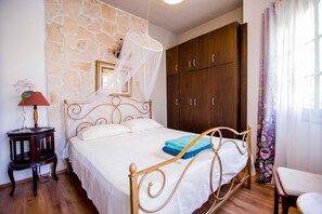 Villa | 3 bedrooms, Internet