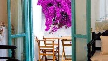 Apartment, Smoking | 2 bedrooms, Internet