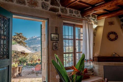 Maria s Serene Countryside Retreat by Chania