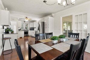 Dining - MM Properties: West Irondequoit Gem (Irondequoit)