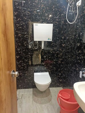 Bathroom - Hotel National (Mumbai)