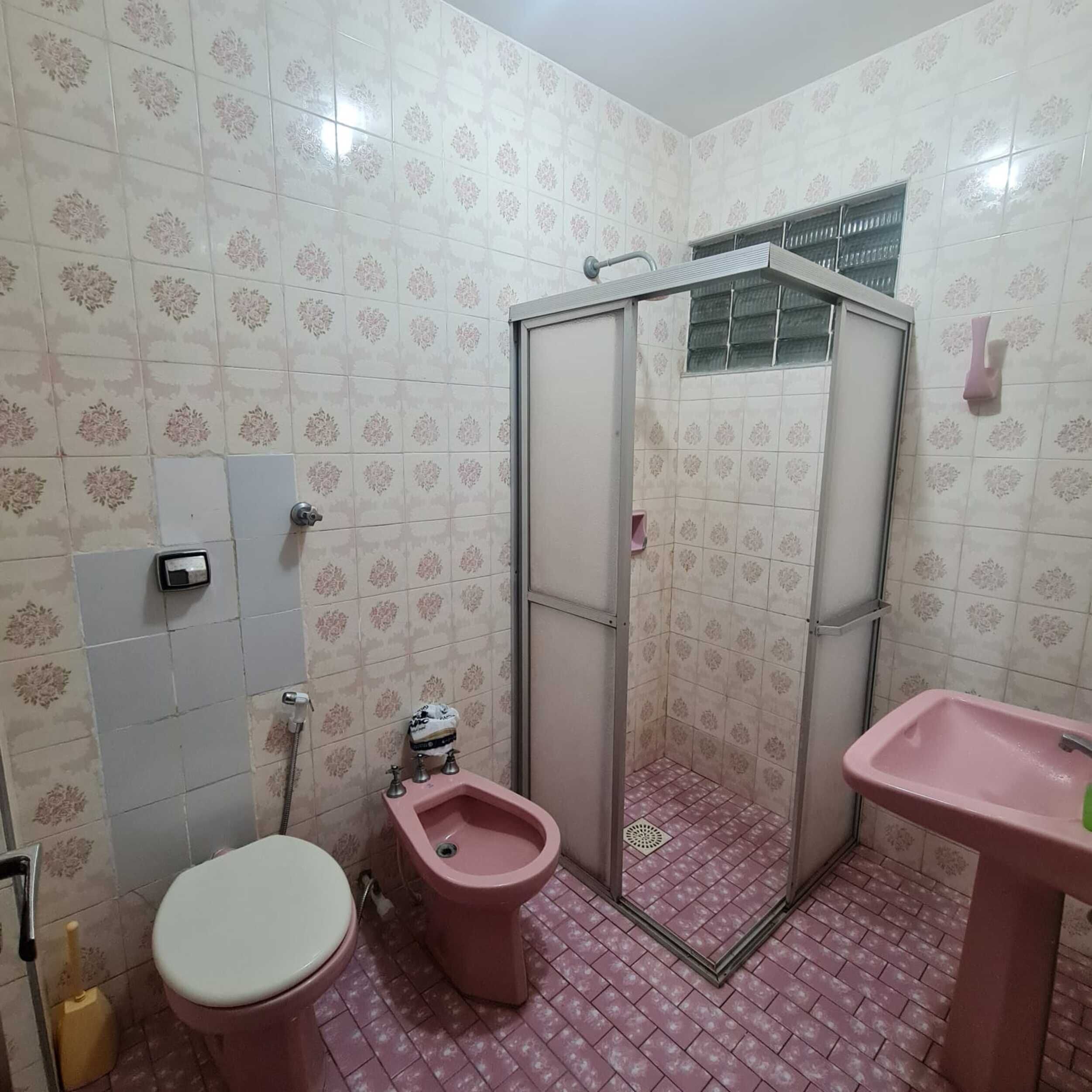 Shower, bidet