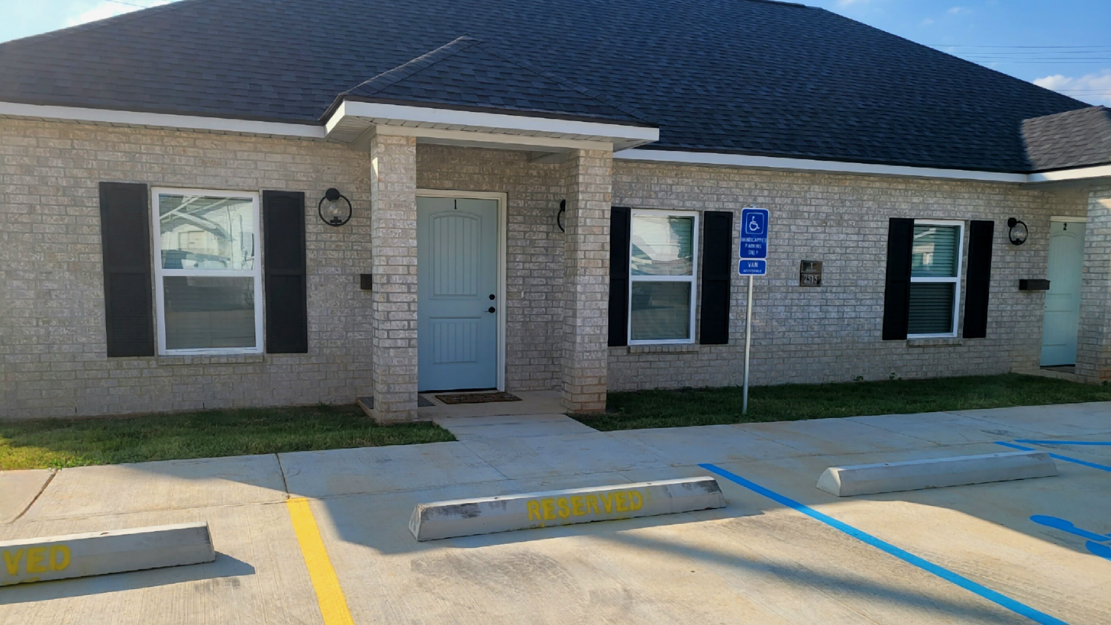 Gorgeous 2-bedroom condo in central Bossier City 