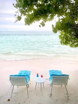 Beach - Coral Castle Guest House (Goidhoo)