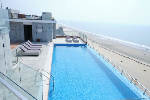 Ramada by Wyndham Cox's Bazar Kolatoli Beach