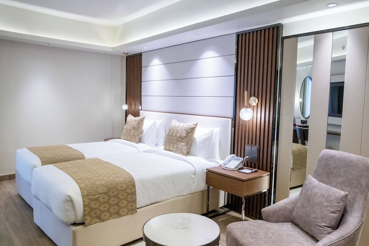 Standard Room, 2 Single Beds, Non Smoking (Hill)