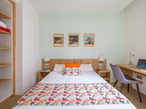1 Schlafzimmer, Schreibtisch, Bügeleisen/Bügelbrett, kostenloses WLAN