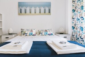 1 habitación y ropa de cama 