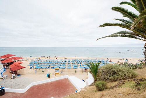 Beach House By Gt House