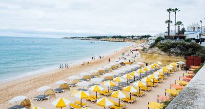 Beach House By Gt House