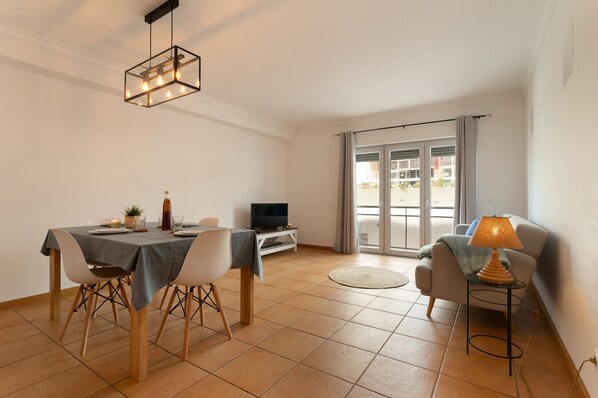 Living room - Sesimbra Beach Apartment by GT House (Sesimbra)