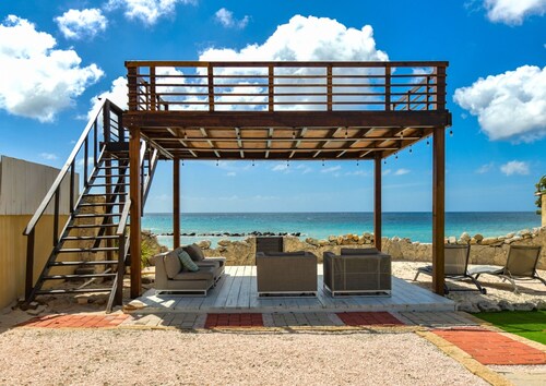 Home by the Sea - Ocean Front Villa