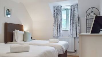 2 chambres, Wi-Fi gratuit, draps fournis