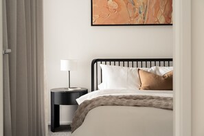 2 chambres, fer et planche à repasser, Wi-Fi gratuit, draps fournis