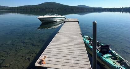 Lakefront Fun Vacation on the best lake in NW Montana with your own Dock & Beach