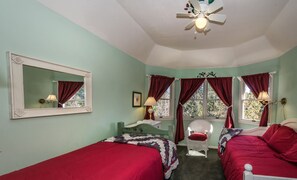 7 soverom, strykejern/-brett, wi-fi og sengetøy