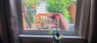 Charm and Comfort in Capitol Hill
