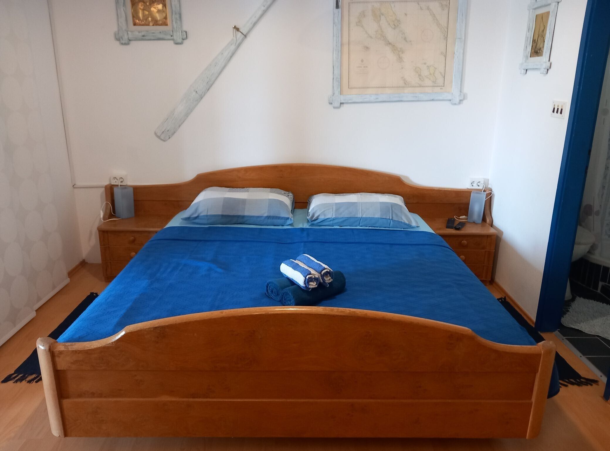 Silitysrauta/-lauta, internet, vuodevaatteet