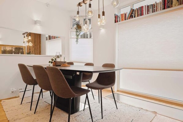 تناول الطعام