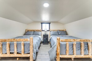 Bureau, accès Internet, draps fournis
