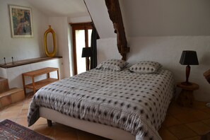 3 chambres, draps fournis