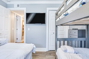 2 habitaciones, acceso a internet y ropa de cama