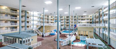 Inomhuspool och uppvärmd pool