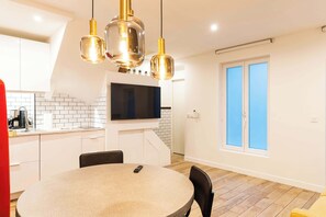 Dining - Town House Nation, Bastille, AC by LCC Agency (Paris)