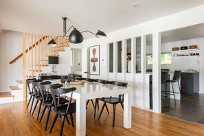 Dining - Hudson River Waterfront/HITS 2 Miles Away/Spec Views/Pool/Stars/Deck/Private (Malden on Hudson, NY)